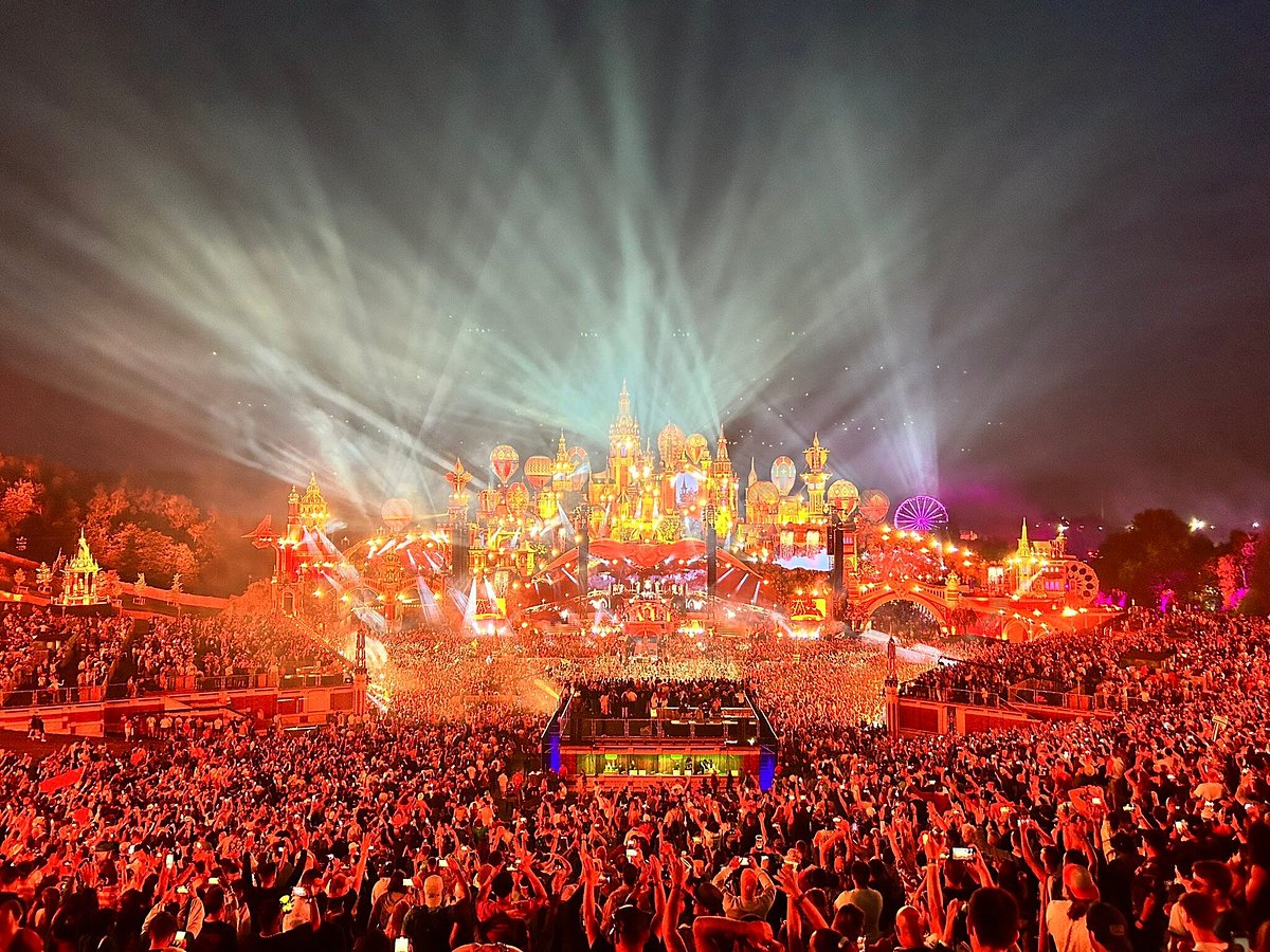 The Tomorrowland Paradox: How the World’s Biggest EDM Festival Rebuilt After Disaster